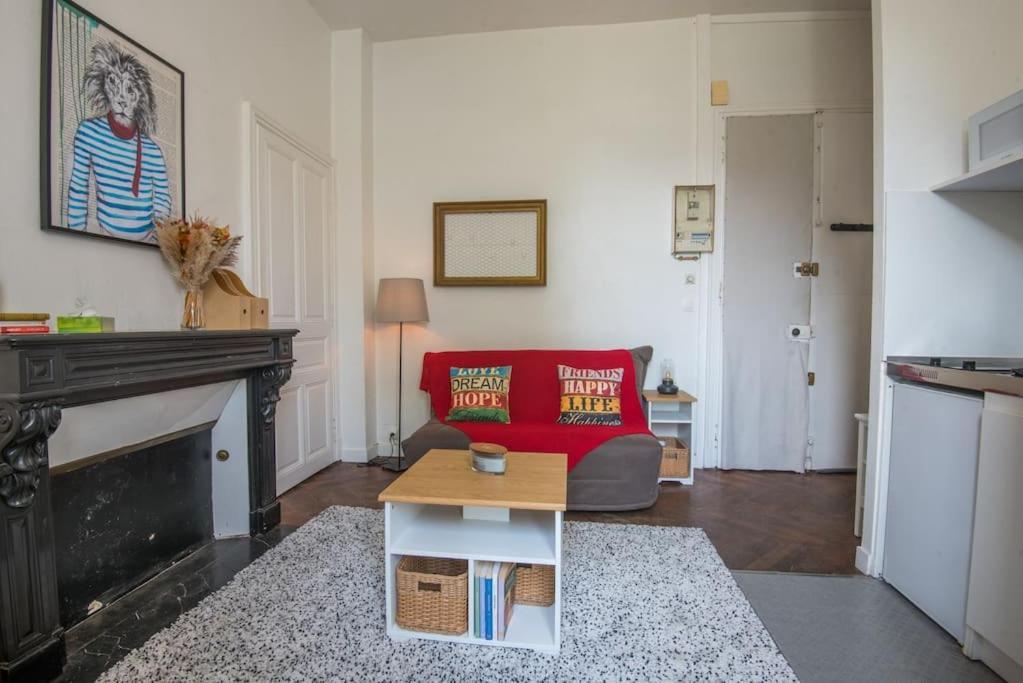 Le Petit Cosy Apartment Angers Exterior photo